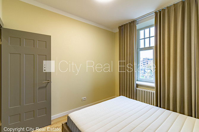 Fasādes māja, renovēta māja, labiekārtota apzaļumota teritorija, ieeja no ielas, ir lifts, Rīga - foto 14