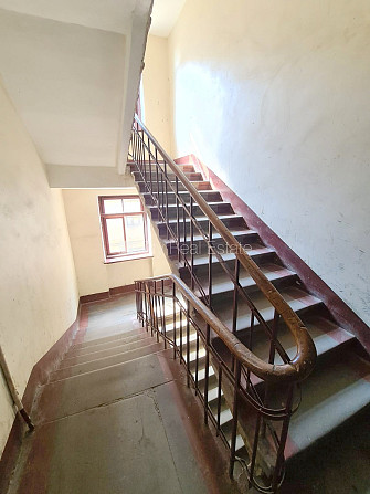 Здание во дворе, место для машины, вход со двора, окна выходят во двор, Рига - изображение 20