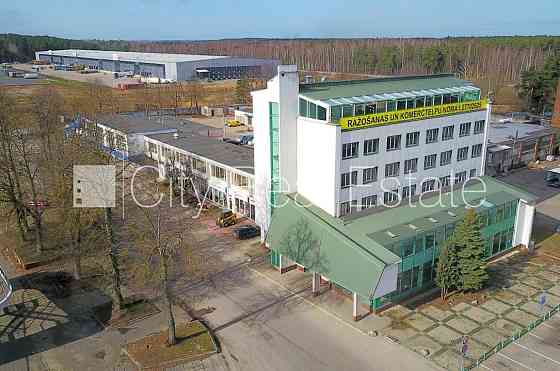 Земля в собственности, новостройка, благоустроенный озеленённый двор, Рига