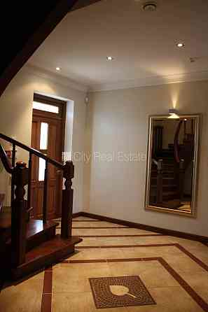 Частный дом, благоустроенная озеленённая территория, территория обнесена Jūrmala