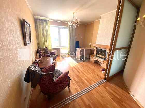 Проект - Ziedu muiža (Зиеду муйжа), благоустроенный озеленённый двор, подземная Rīga