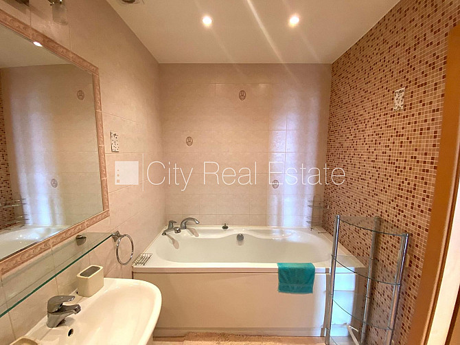 Projekts - Ziedu muiža, labiekārtots apzaļumots pagalms, pazemes autostāvvieta, ir lifts, Rīga - foto 9