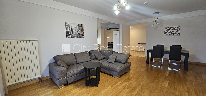 Jaunceltne, vieta vairākām automašīnām, iespēja nomāt pazemes autostāvvietu, pagalmā Rīga - foto 6