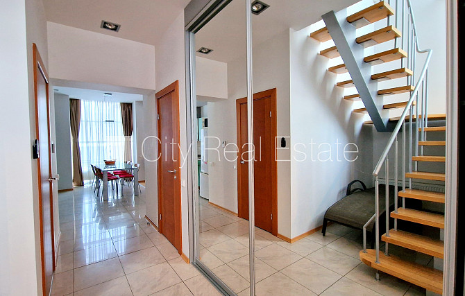 Земля в собственности, новостройка, стены из керамзитных блоков, благоустроенный Юрмала - изображение 18