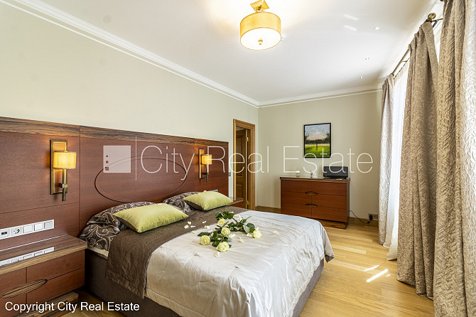 Pagalma māja, renovēta māja, dzīvokļu skaits ēkā  11 gab., slēgts pagalms, garāžas vārti Rīga - foto 10