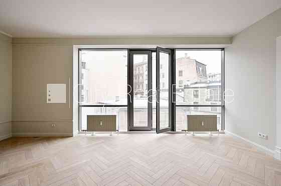 Проект - Kalpaka Residence, вход со двора, балкон, терасса, изолированные комнаты 2 шт., Rīga