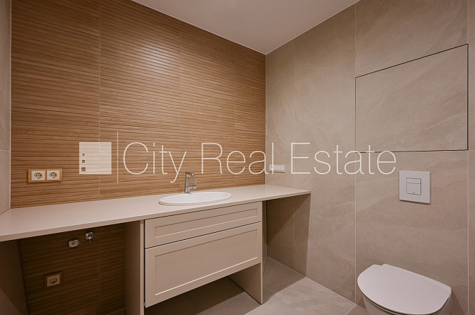 Projekts - Kalpaka Residence, ieeja no pagalma, balkons, terase, istabas izolētas 2 gab., istabas Rīga - foto 13