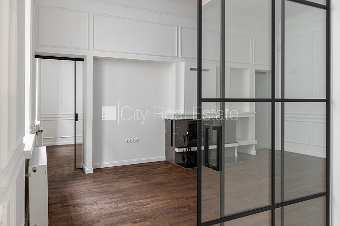 Pagalma ēka, slēgts pagalms, garāža vienai automašīnai, ieeja no ielas, teritorijas Rīga - foto 6