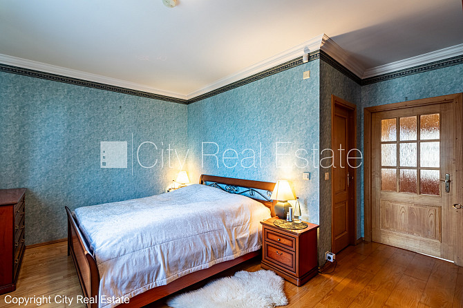 Zeme īpašumā, mainīts Jumta segums, labiekārtots apzaļumots pagalms, iežogota teritorija, Rīga - foto 13