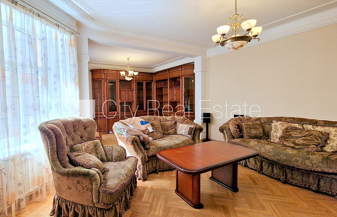 Земля в собственности, фасадный дом, реновированный дом, кирпичные стены, фасад с Рига - изображение 11