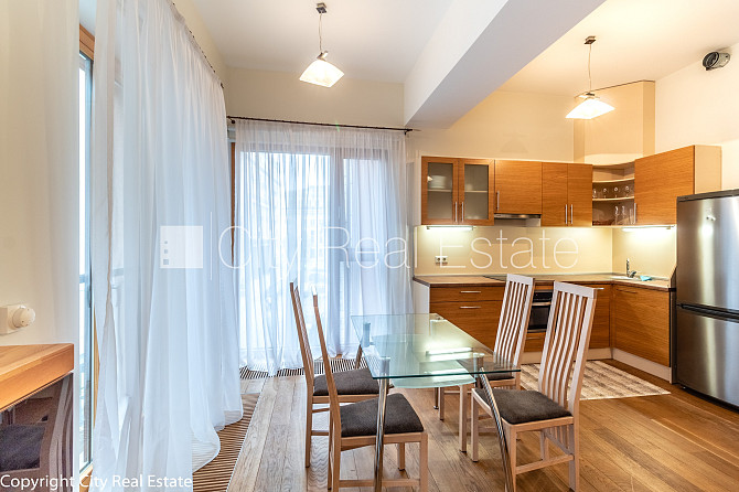 Земля в собственности, новостройка, фасадный дом, количество квартир в здании 4 Рига - изображение 1