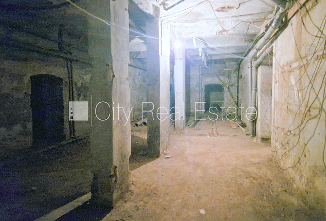 Земля в собственности, фасадный дом, реновированный дом, благоустроенная Рига - изображение 4