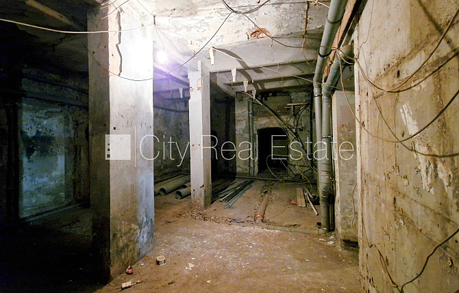 Земля в собственности, фасадный дом, реновированный дом, благоустроенная Рига - изображение 15