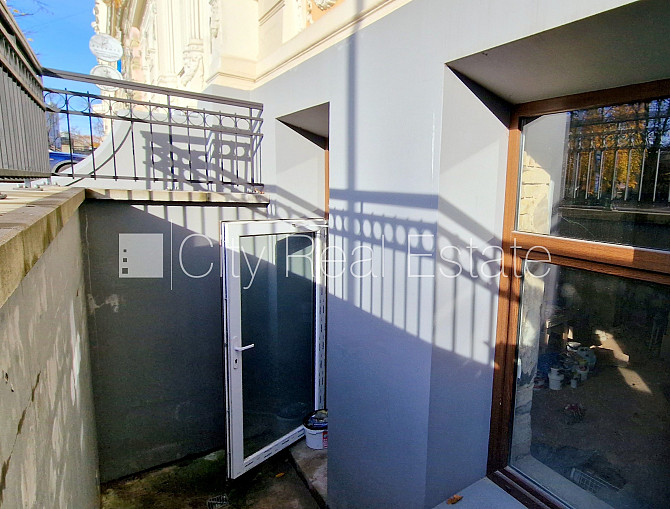 Земля в собственности, фасадный дом, реновированный дом, благоустроенная Рига - изображение 18