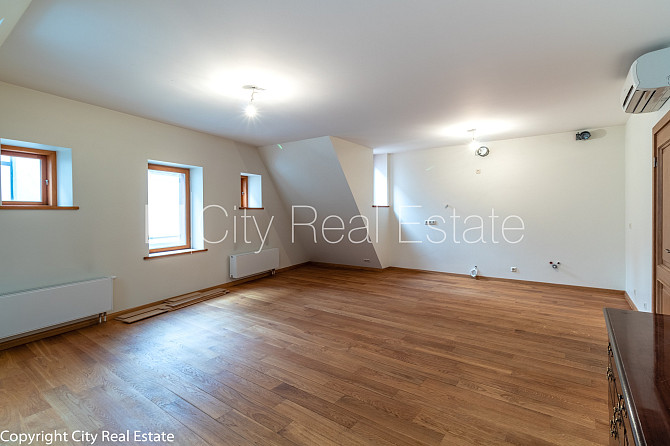 Фасадный дом, реставрированный дом, количество квартир в здании 2 шт., кирпичные Рига - изображение 3