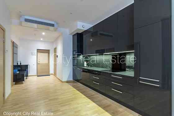 Новостройка, благоустроенная озеленённая территория, апартаменты люкс 89,6 м2, Jūrmala