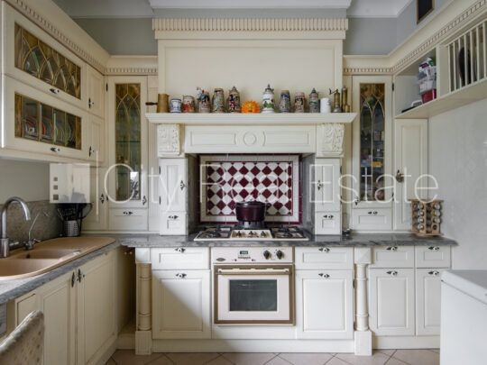 Zeme īpašumā, fasādes māja, renovēta māja, ķieģeļu mūra sienas, fasāde ar dekoratīvo Rīga - foto 6