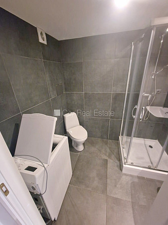 Pagalma ēka, fasādes māja, renovēta māja, slēgts pagalms, ieeja no ielas un pagalma, kāpņu Rīga - foto 12