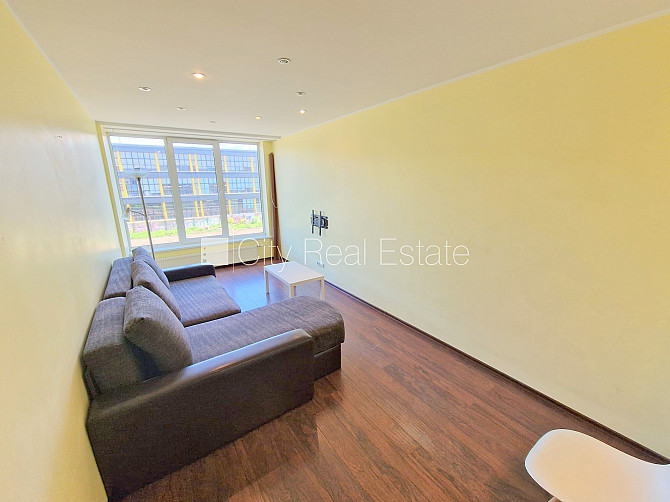 Jaunceltne, fasādes māja, slēgts pagalms, iespēja nomāt autostāvvietu, ieeja no ielas un Rīga - foto 5