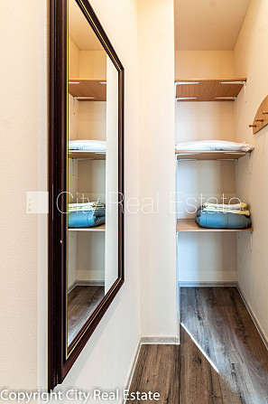 Fasādes māja, renovēta māja, slēgts pagalms, iespēja nomāt autostāvvietu, ieeja no ielas, Rīga - foto 20