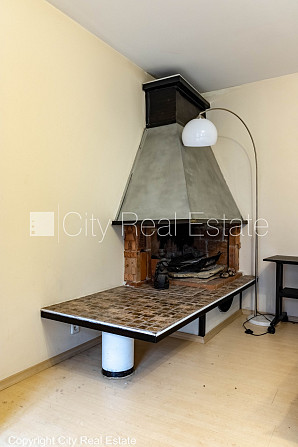 Fasādes māja, renovēta māja, ieeja no ielas, kāpņu telpa pēc kosmētiskā remonta, logi Rīga - foto 10