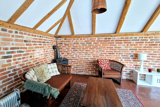 Fasādes māja, renovēta māja, labiekārtota apzaļumota teritorija, slēgts pagalms, kāpņu Rīga - foto 16