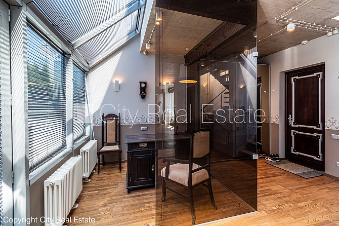 Фасадный дом, реновированный дом, поменянное покрытие крыши, благоустроенная Рига - изображение 14