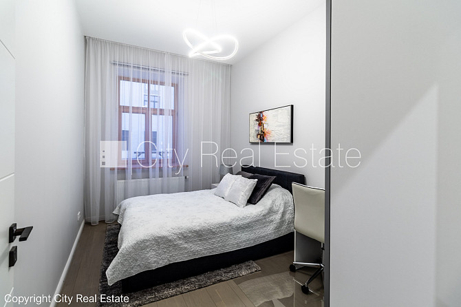 Pagalma māja, renovēta māja, labiekārtots apzaļumots pagalms, slēgts pagalms, maksas Rīga - foto 7