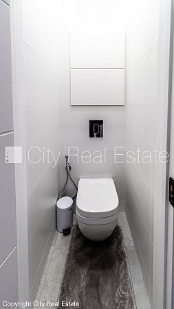 Pagalma māja, renovēta māja, labiekārtots apzaļumots pagalms, slēgts pagalms, maksas Rīga - foto 20