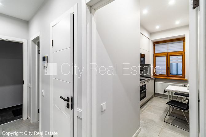 Pagalma māja, renovēta māja, labiekārtots apzaļumots pagalms, slēgts pagalms, maksas Rīga - foto 12