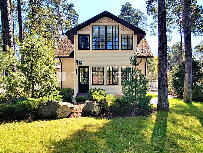 Renovēta māja, labiekārtots apzaļumots pagalms, iežogota teritorija, terase, veranda, Jūrmala - foto 2