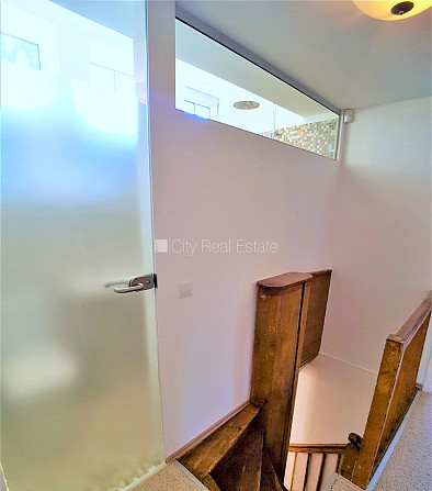 Renovēta māja, labiekārtots apzaļumots pagalms, iežogota teritorija, terase, veranda, Jūrmala - foto 19