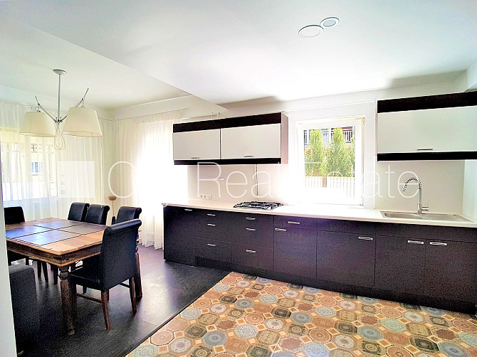 Renovēta māja, labiekārtots apzaļumots pagalms, iežogota teritorija, terase, veranda, Jūrmala - foto 7