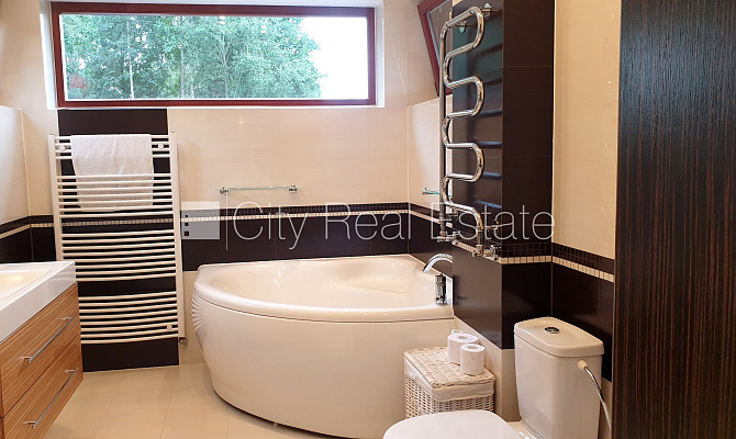 Zeme īpašumā, jaunceltne, fasādes māja, ķieģeļu mūra sienas, labiekārtota apzaļumota Jūrmala - foto 19