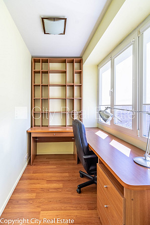 Fasādes māja, slēgts pagalms, vieta automašīnai, luksuss apartamenti , ir lifts, trīs Rīga - foto 18