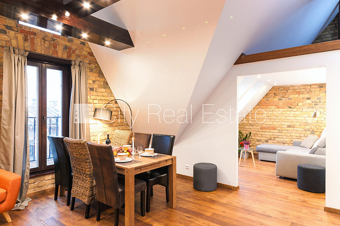 Реновированный дом, апартаменты люкс, мансарда, лифт, количество спален 2 шт., Рига - изображение 2