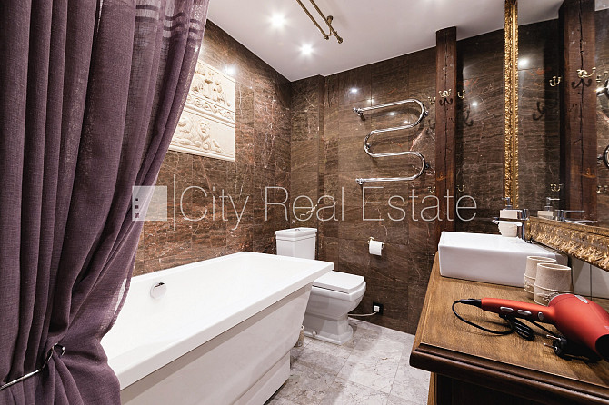 Реновированный дом, апартаменты люкс, мансарда, лифт, количество спален 2 шт., Рига - изображение 14