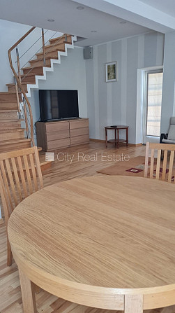 Renovēta māja, labiekārtota apzaļumota teritorija, iežogota teritorija, slēgta teritorija, Jūrmala - foto 9