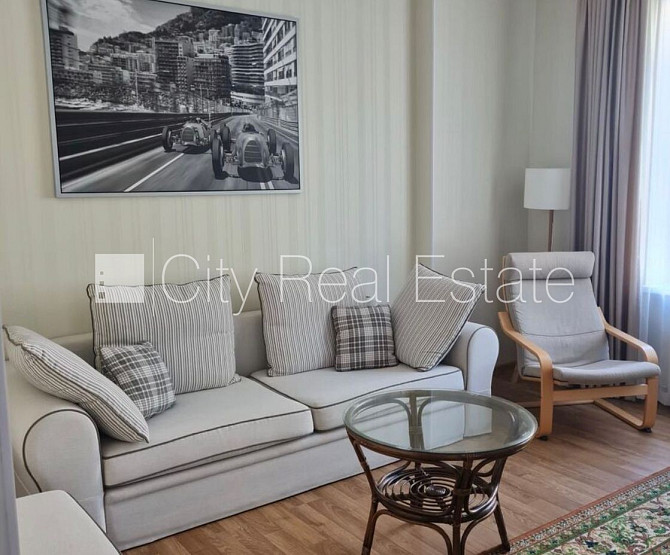 Renovēta māja, labiekārtota apzaļumota teritorija, iežogota teritorija, slēgta teritorija, Jūrmala - foto 2