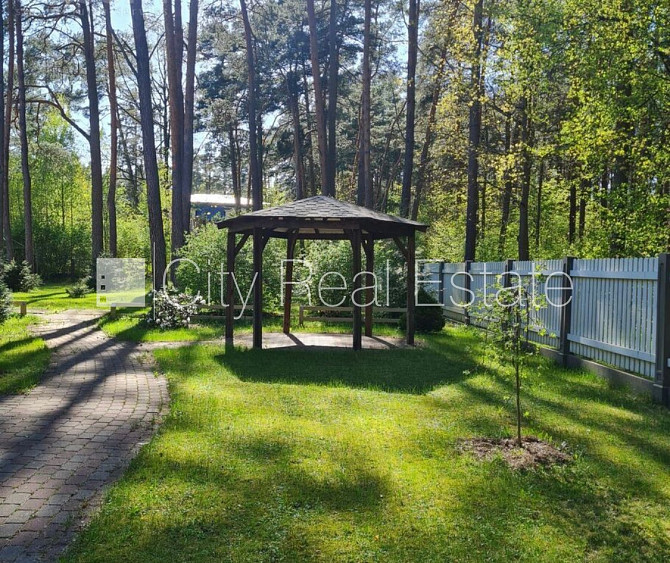 Renovēta māja, labiekārtota apzaļumota teritorija, iežogota teritorija, slēgta teritorija, Jūrmala - foto 12
