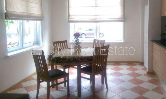 Renovēta māja, labiekārtota apzaļumota teritorija, iežogota teritorija, slēgta teritorija, Jūrmala - foto 3