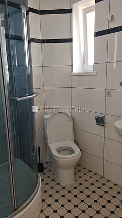 Renovēta māja, labiekārtota apzaļumota teritorija, iežogota teritorija, slēgta teritorija, Jūrmala - foto 10