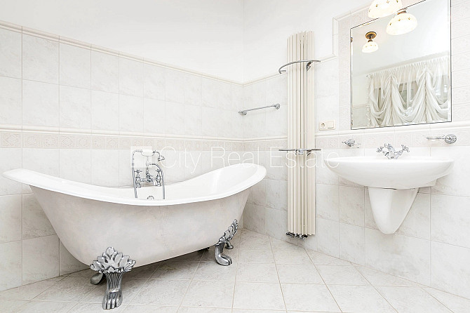 Реновированный дом, благоустроенный озеленённый двор, места для нескольких Юрмала - изображение 16