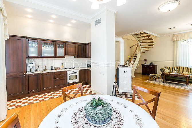 Реновированный дом, благоустроенный озеленённый двор, места для нескольких Юрмала - изображение 4