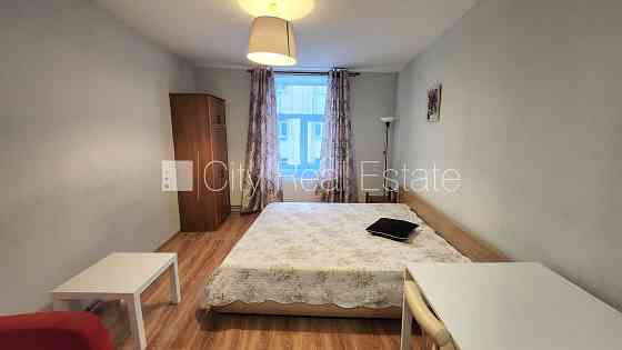 Здание во дворе, реновированный дом, закрытый двор, возможность аренды парковки, Рига