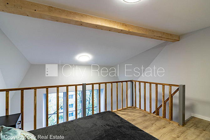 Дом во дворе, реновированный дом, благоустроенная озеленённая территория, вход с Рига - изображение 12