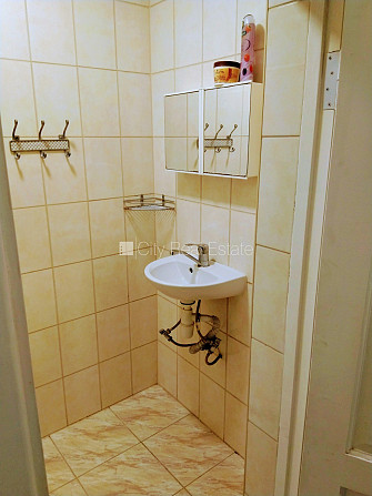 Бельэтаж, лифт, изолированные комнаты 3 шт., гостиная, одно помещение проходное, Рига - изображение 15