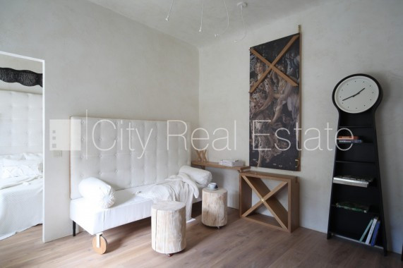 Fasādes māja, dzīvokļu skaits ēkā  12 gab., mainīts Jumta segums, labiekārtota apzaļumota Jūrmala - foto 8