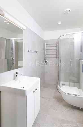 Новостройка, благоустроенный озеленённый двор, возможность аренды парковки, Рига