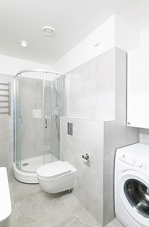 Новостройка, благоустроенный озеленённый двор, возможность аренды парковки, Рига - изображение 7